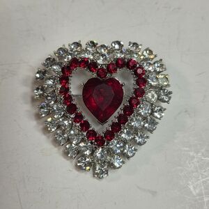 vtg weiss red rhinestone heart halo brooch large  silver tone